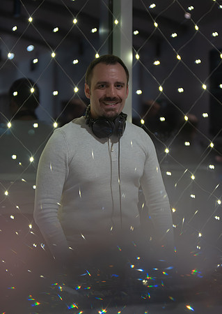 12-13-25-GlassHouse-robotphoto-41