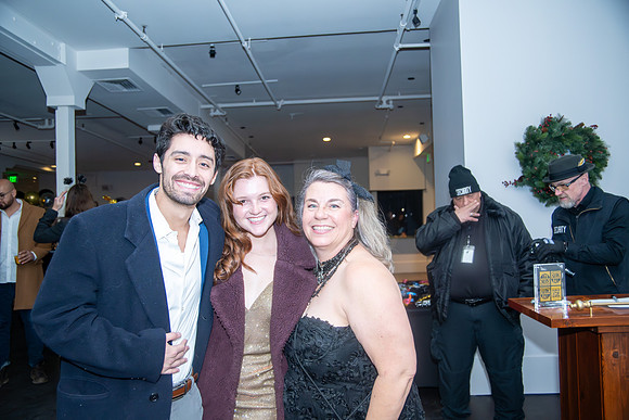 12-31-25-@robotphoto-@lodobooth-@resisoiree-47