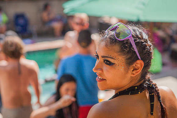 05-25-2013_mamma_grub_pool_party_84