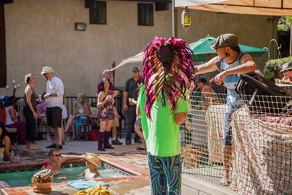 05-25-2013_mamma_grub_pool_party_153