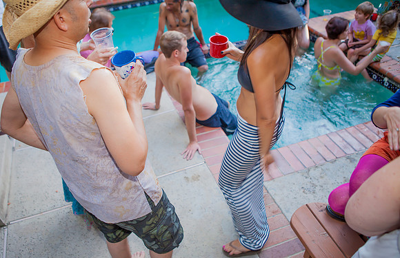 05-25-2013_mamma_grub_pool_party_239