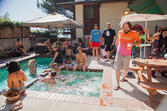 05-25-2013_mamma_grub_pool_party_20