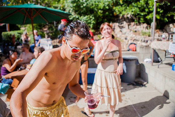 05-25-2013_mamma_grub_pool_party_173