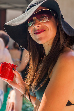 05-25-2013_mamma_grub_pool_party_25