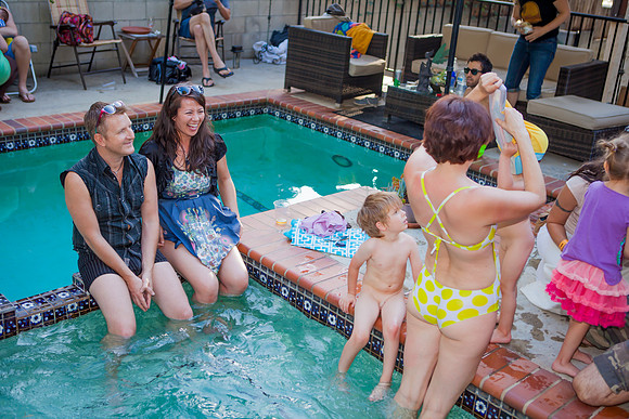 05-25-2013_mamma_grub_pool_party_240