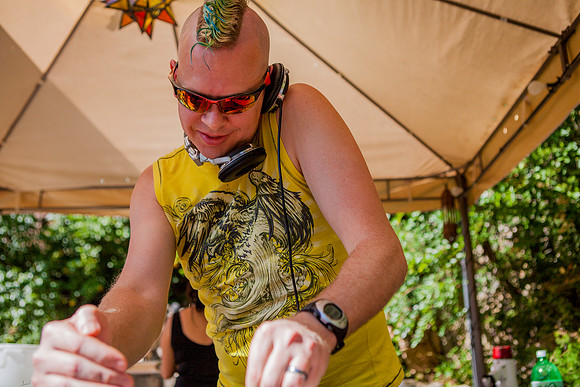 05-25-2013_mamma_grub_pool_party_160