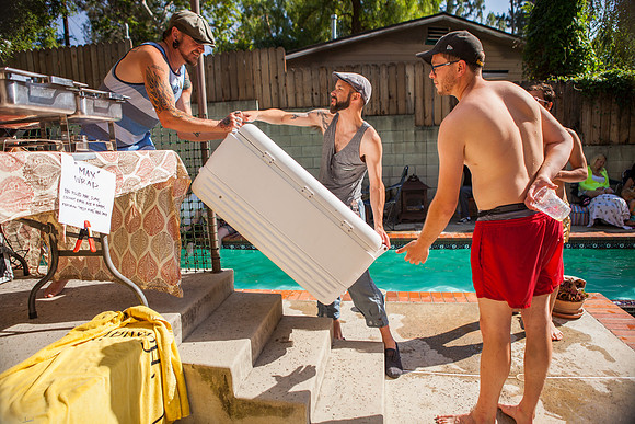 05-25-2013_mamma_grub_pool_party_189