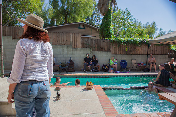05-25-2013_mamma_grub_pool_party_1